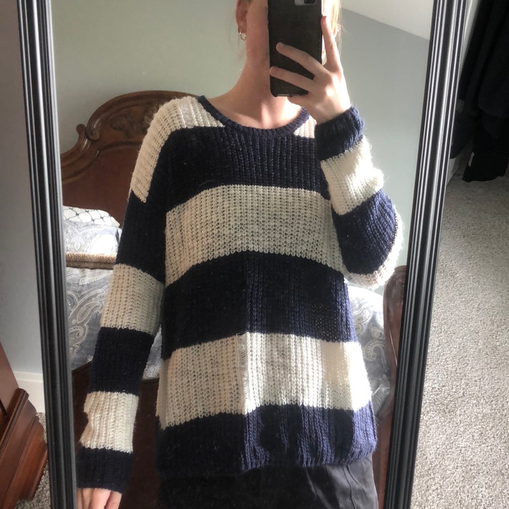 Dry Goods, navy blue and white striped sweater!!